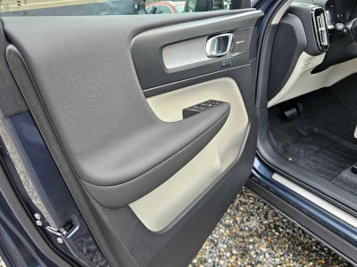 2026 Volvo XC40 Ultra