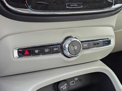 2026 Volvo XC40 Ultra