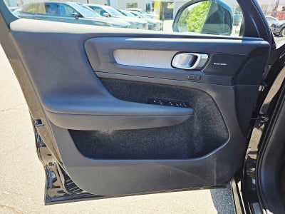 2026 Volvo XC40 Ultra