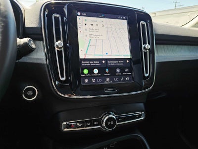 2026 Volvo XC40 Ultra