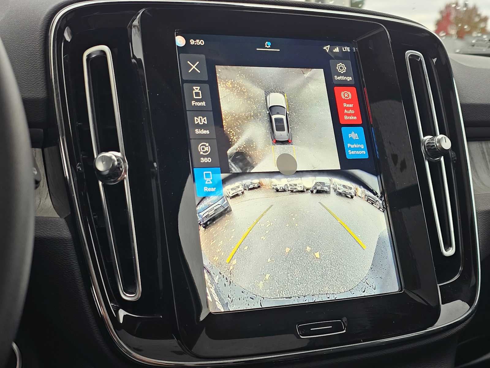 2026 Volvo XC40 Ultra