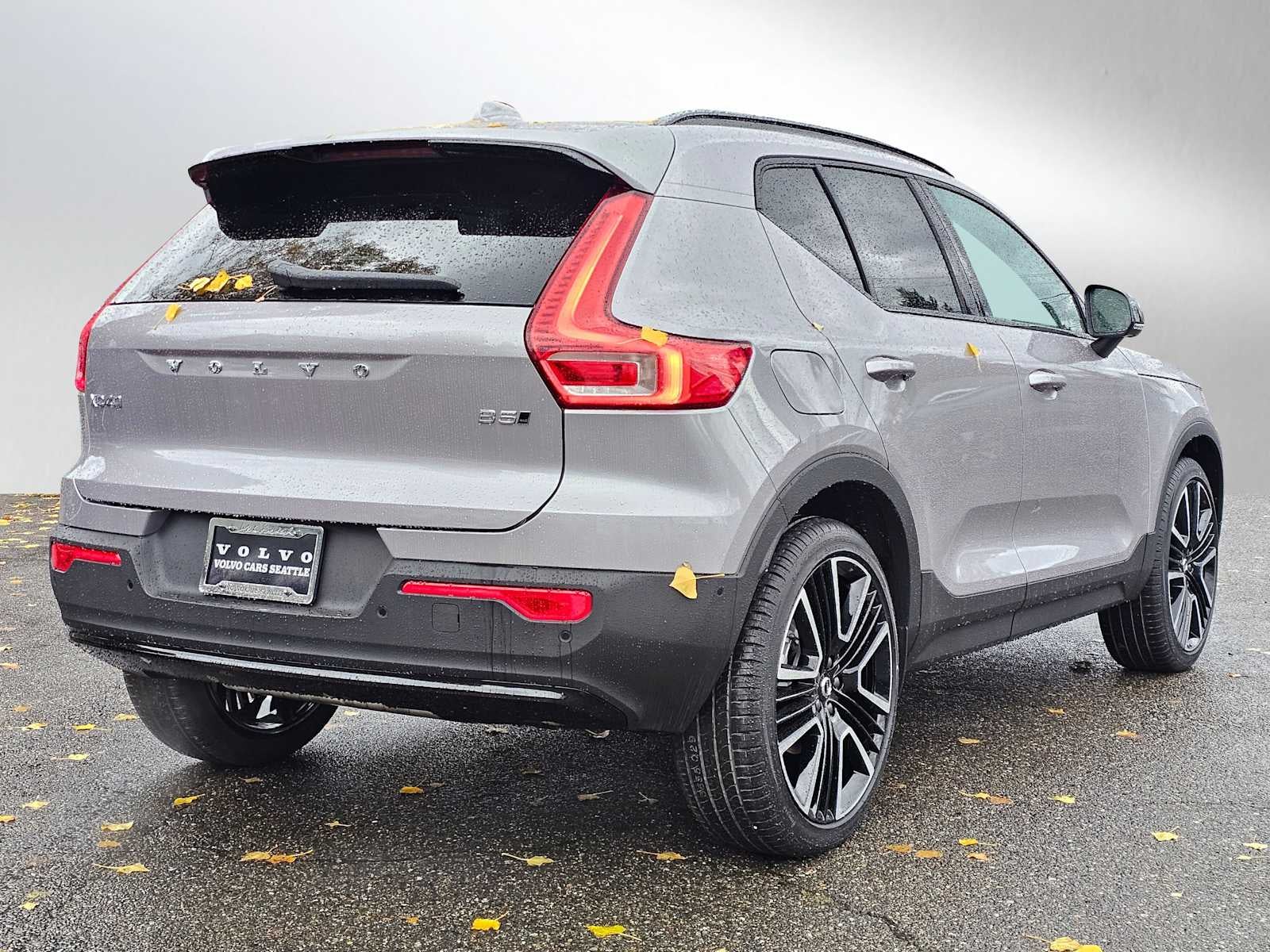 2026 Volvo XC40 Ultra