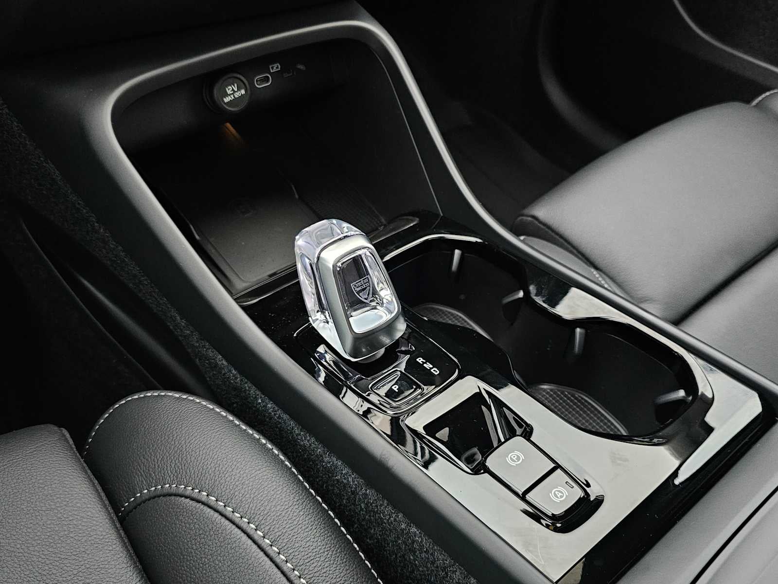 2026 Volvo XC40 Ultra