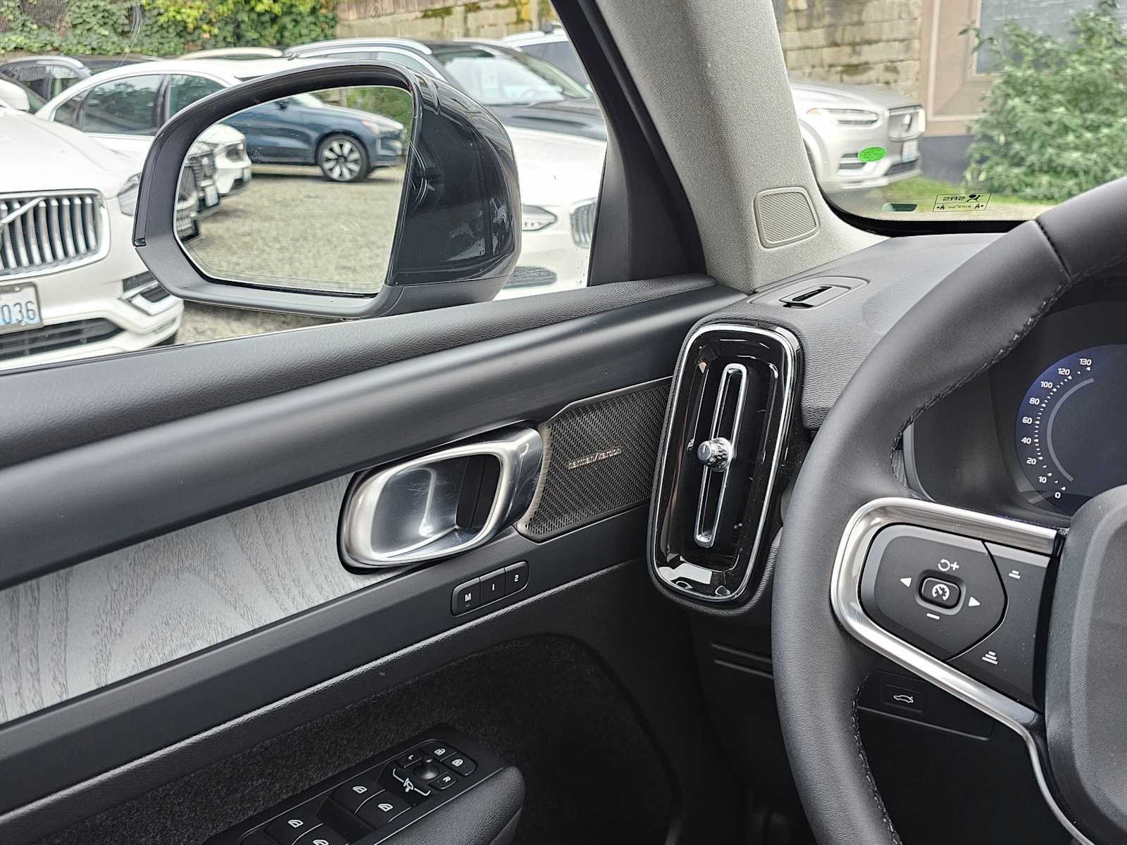 2026 Volvo XC40 Ultra