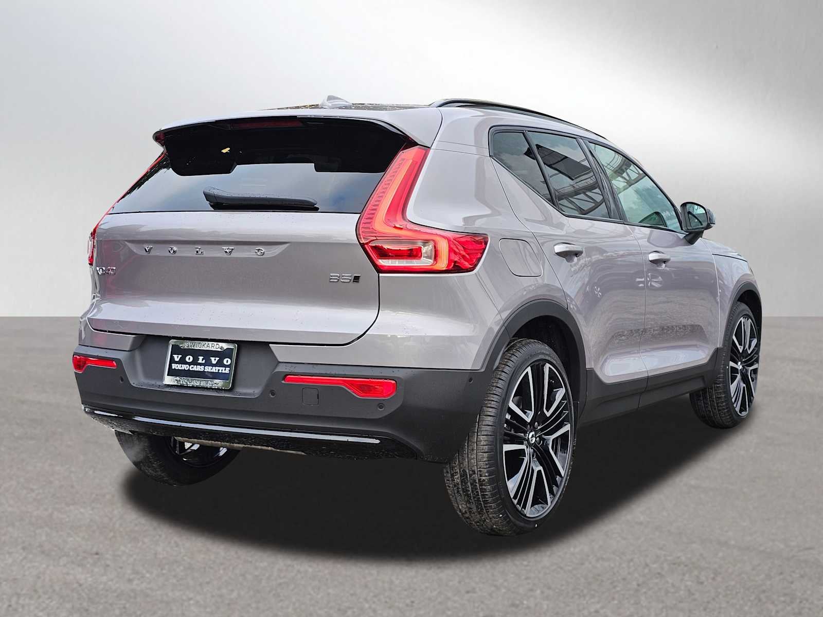 2026 Volvo XC40 Ultra