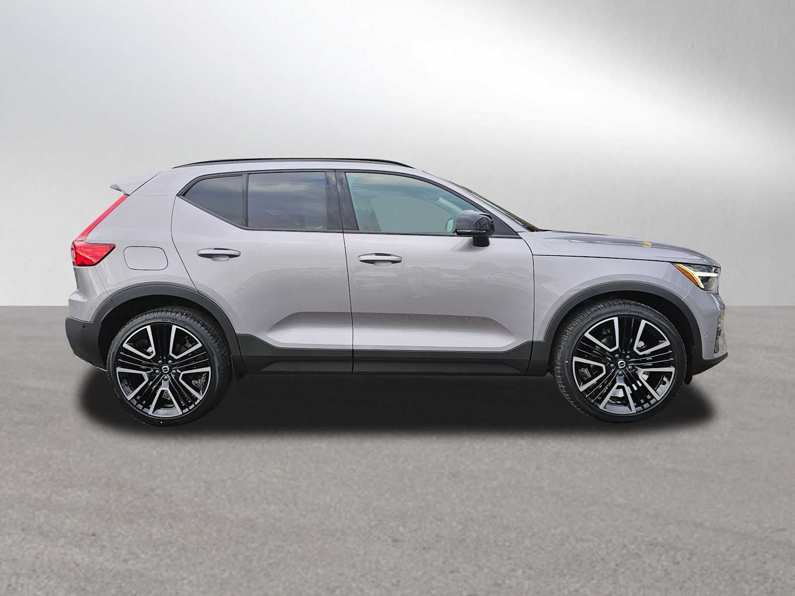 2026 Volvo XC40 Ultra