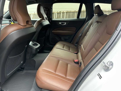 2026 Volvo V60 Cross Country Plus