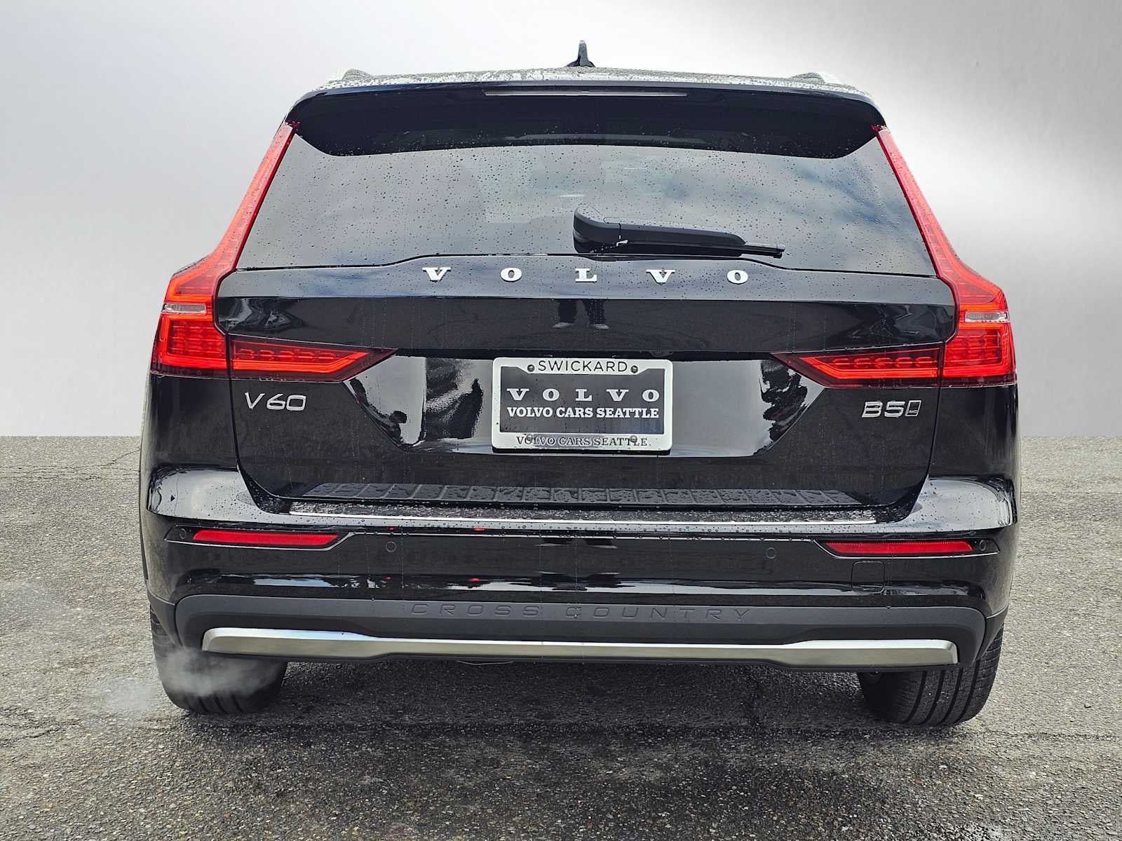 2026 Volvo V60 Cross Country Plus