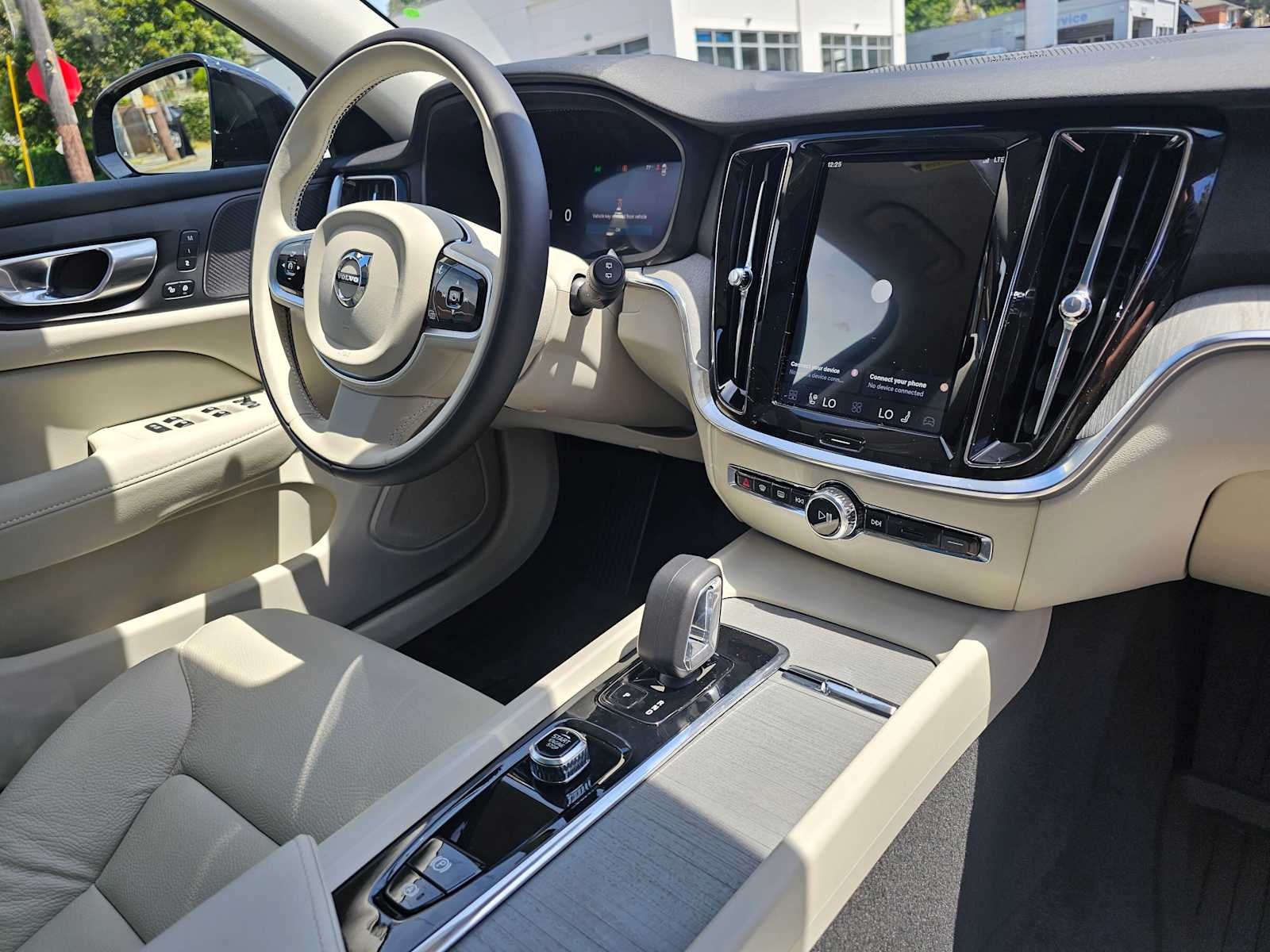 2026 Volvo V60 Cross Country Plus