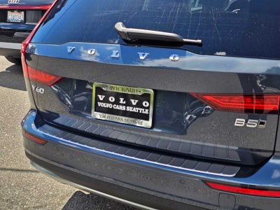 2026 Volvo V60 Cross Country Plus