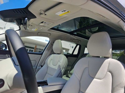 2026 Volvo V60 Cross Country Plus