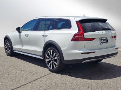 2026 Volvo V60 Cross Country Ultra