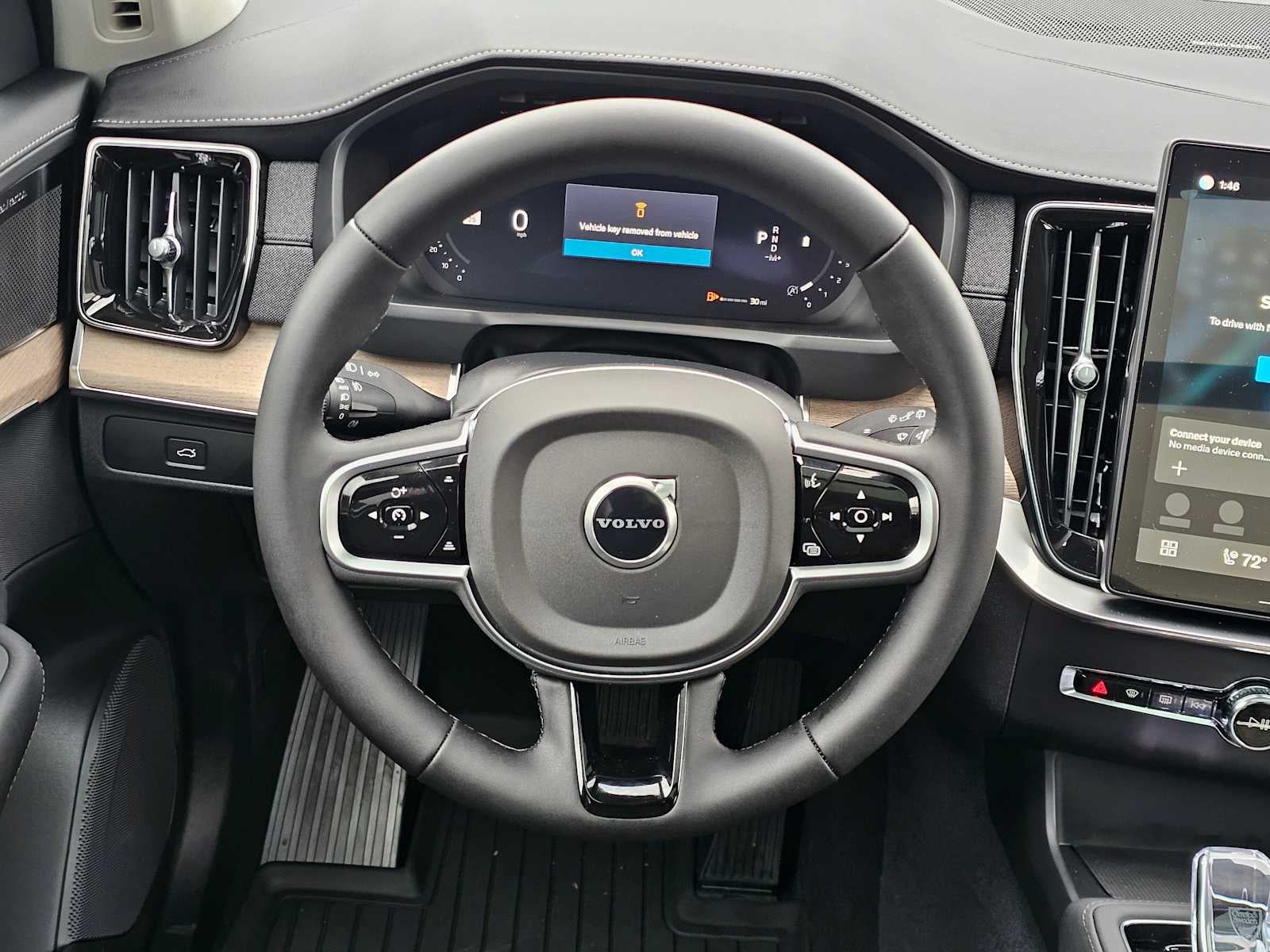 2026 Volvo XC90 Plus