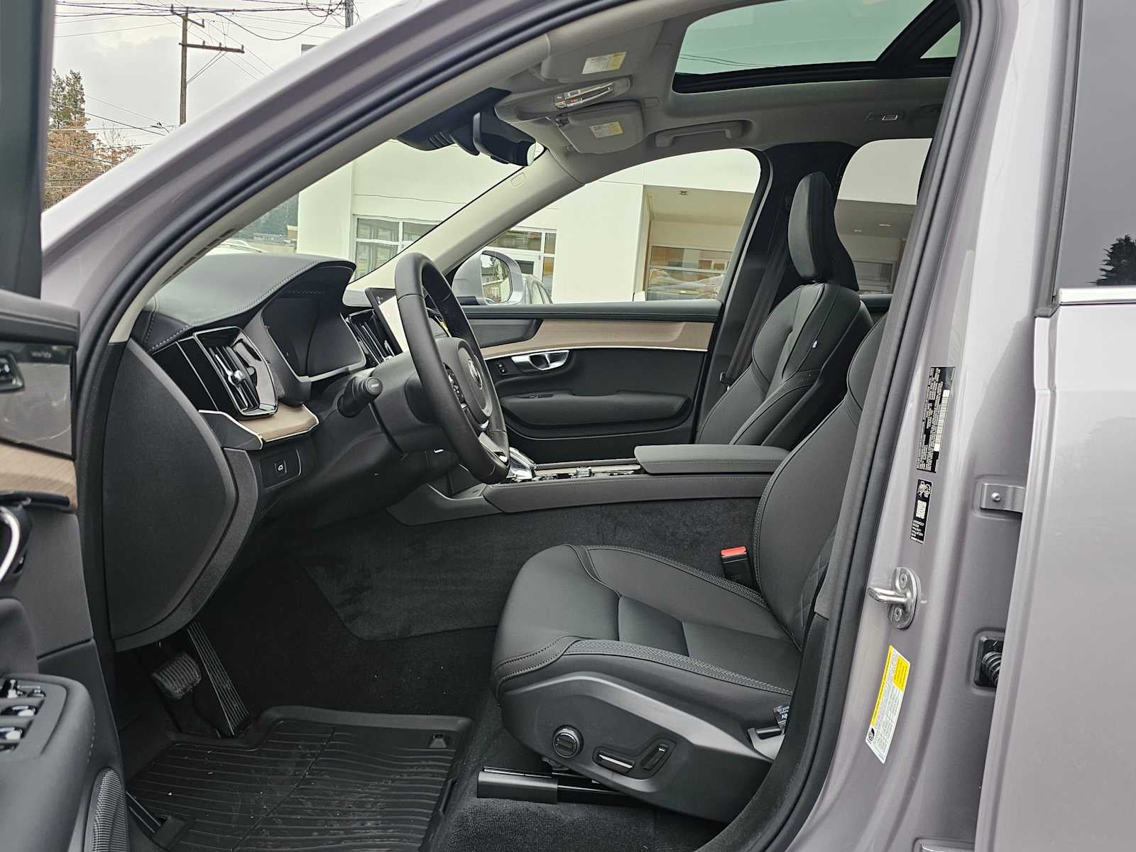 2026 Volvo XC90 Plus