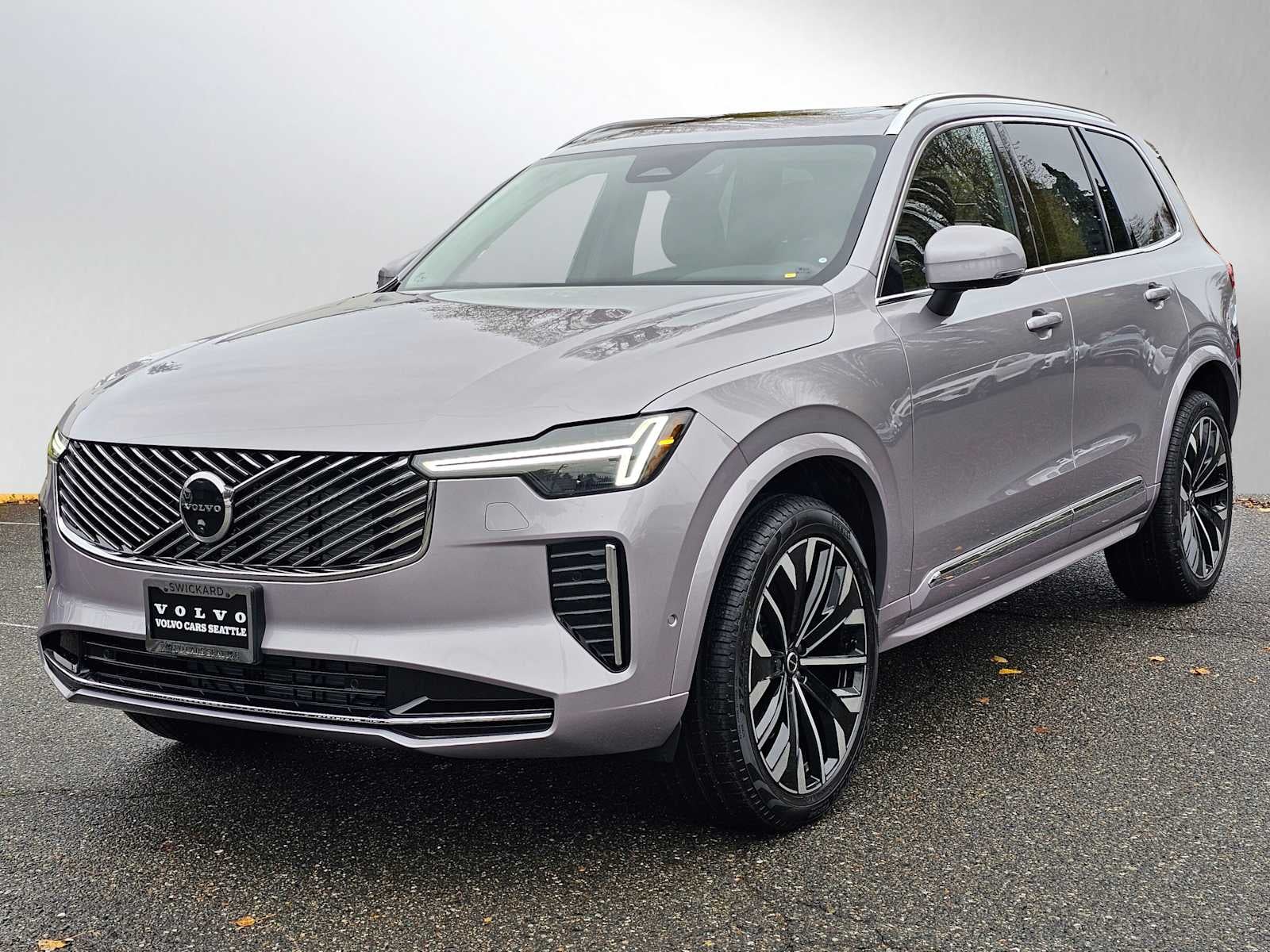 2026 Volvo XC90 Plus