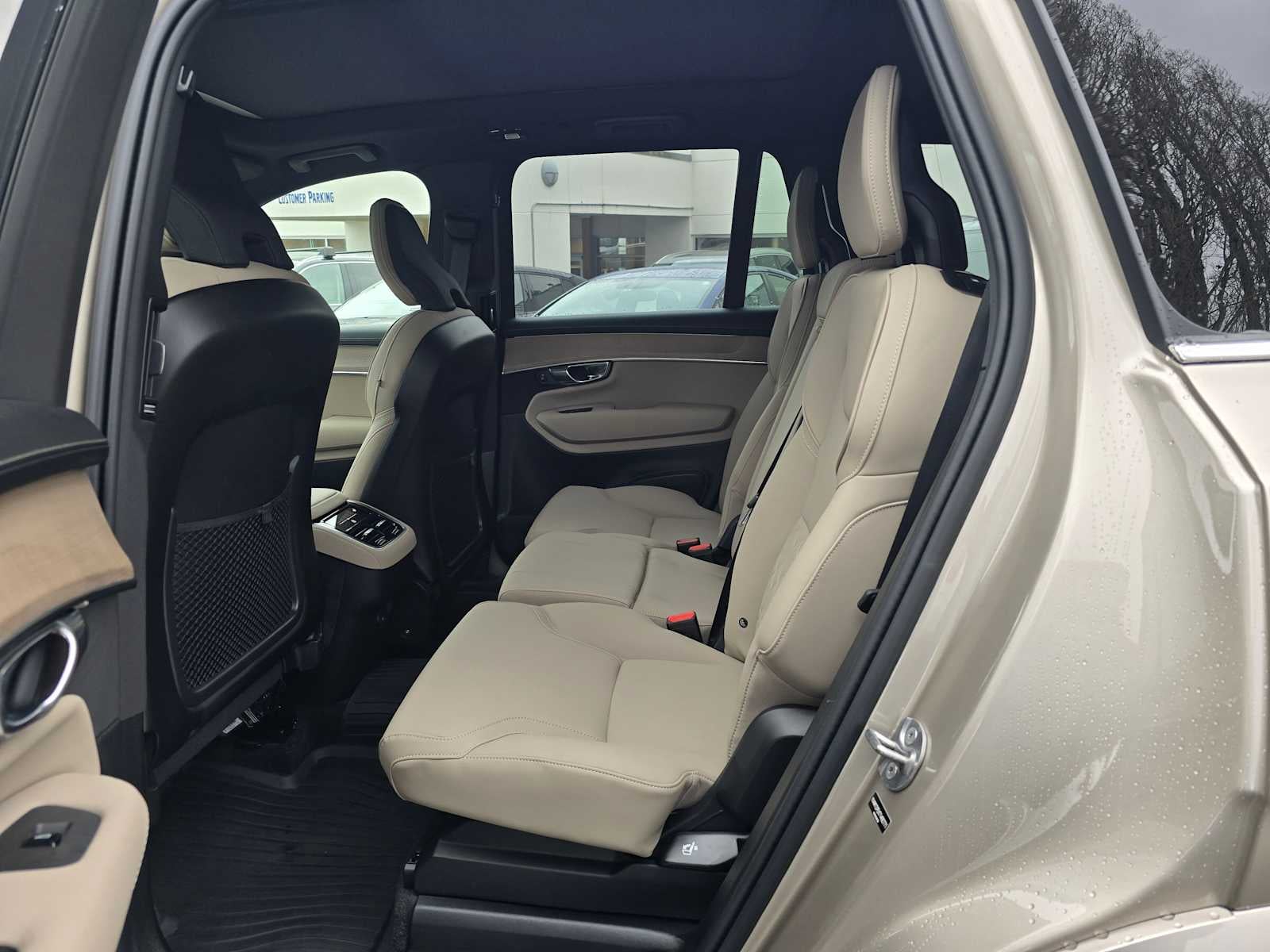 2026 Volvo XC90 Plus