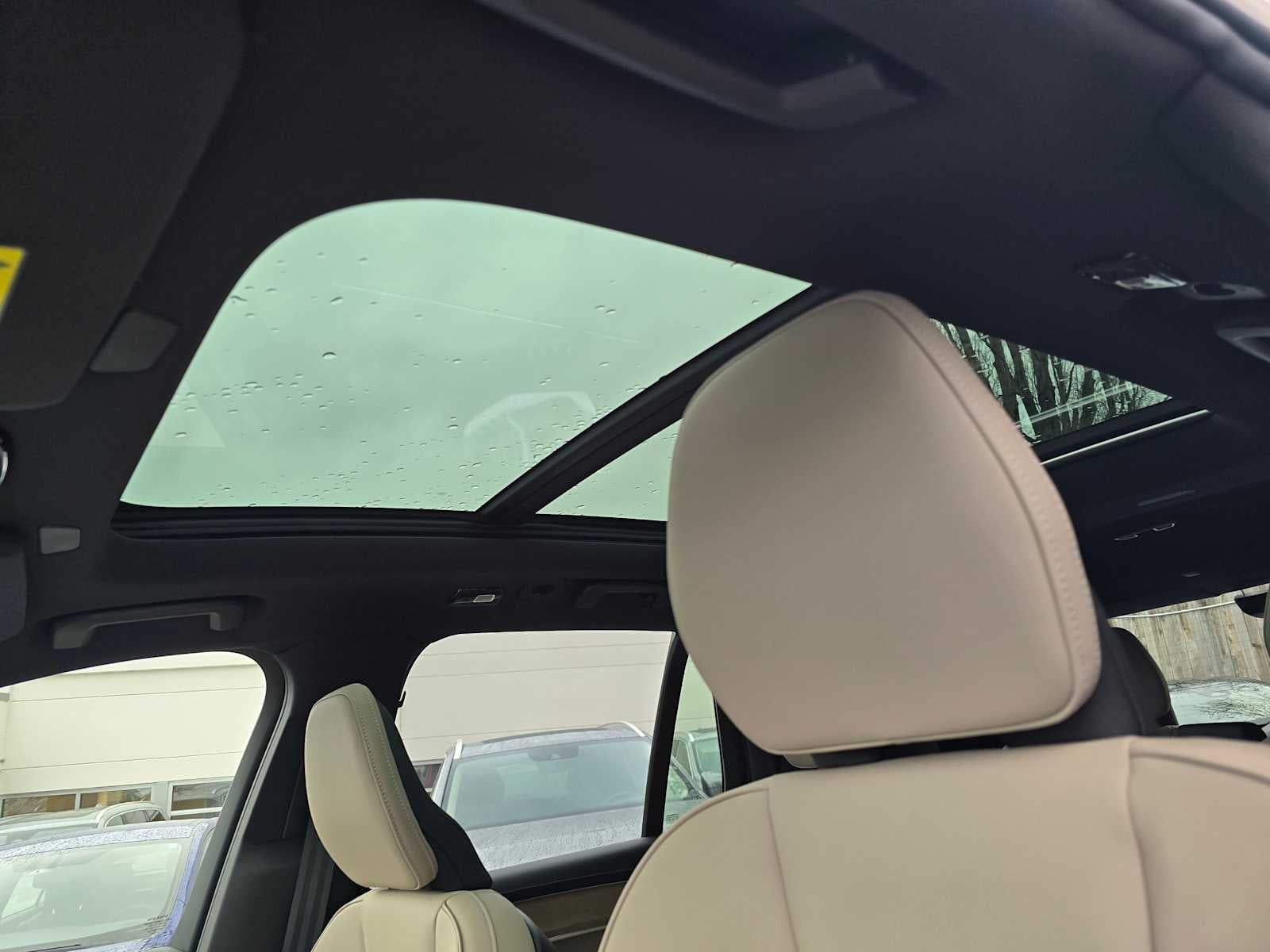 2026 Volvo XC90 Plus