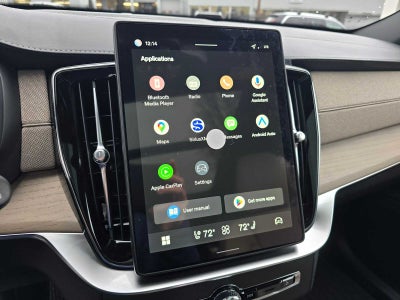 2026 Volvo XC90 Plus