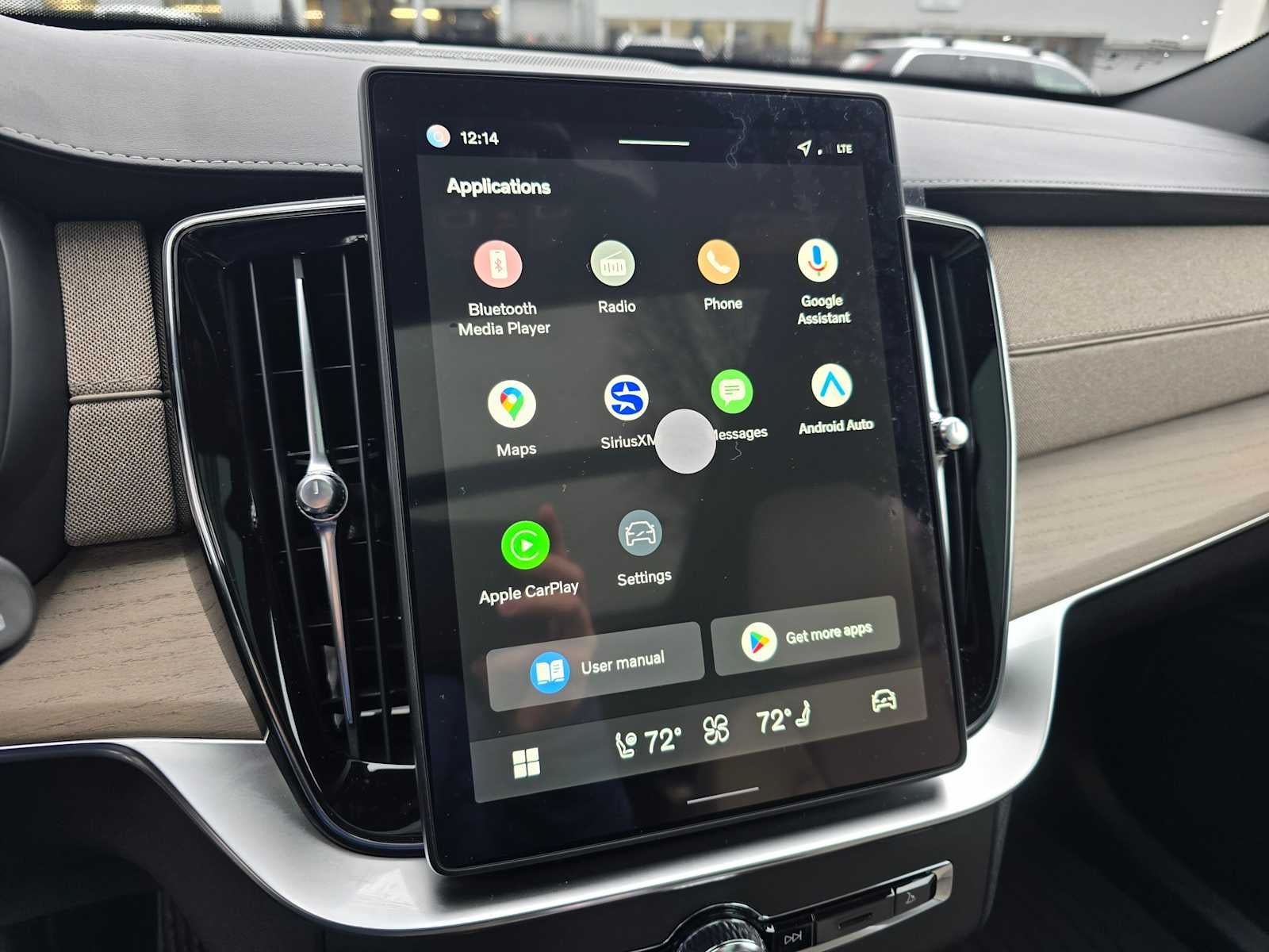 2026 Volvo XC90 Plus