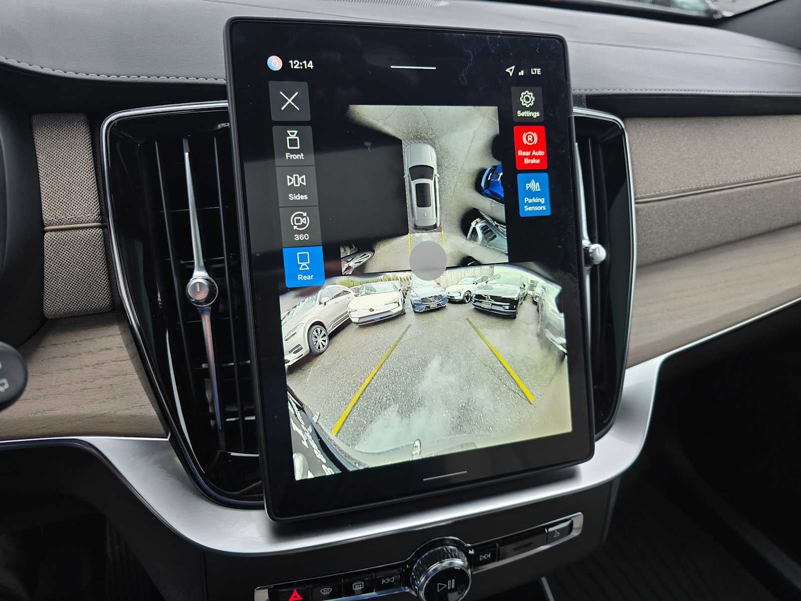 2026 Volvo XC90 Plus