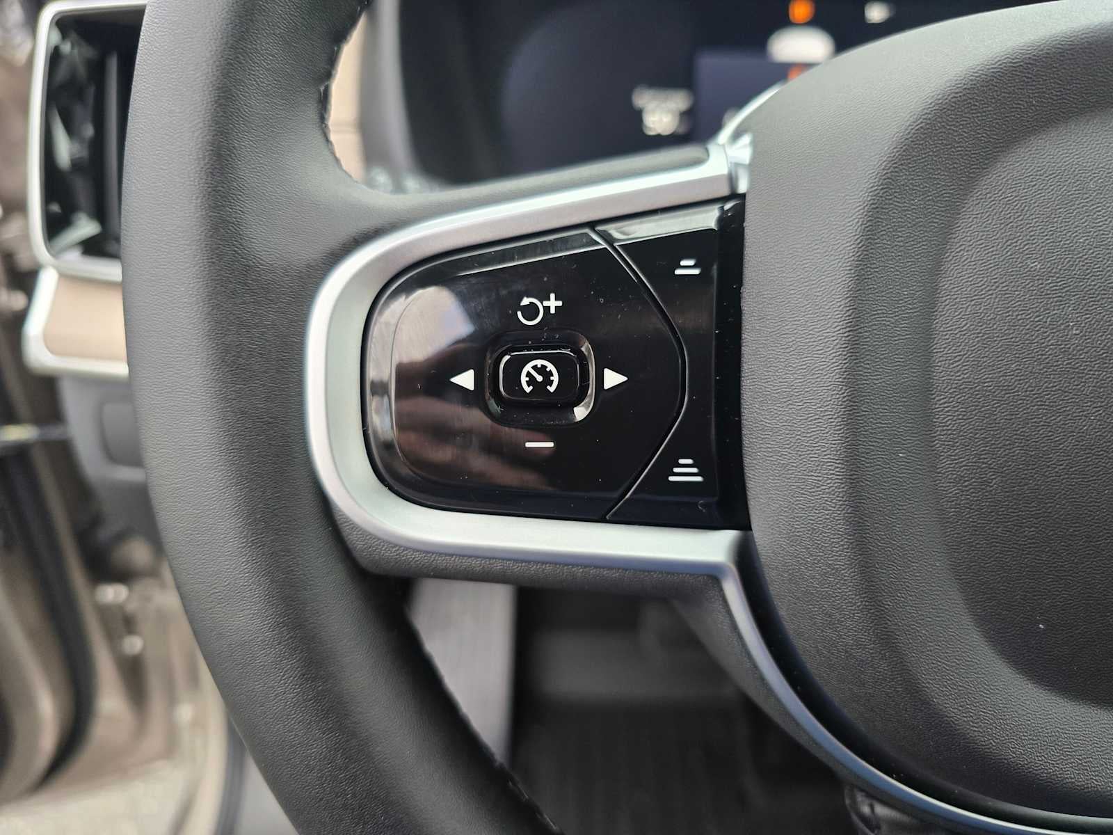 2026 Volvo XC90 Plus