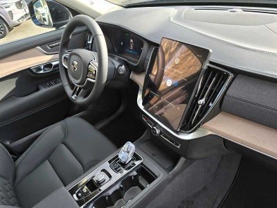 2026 Volvo XC90 Core