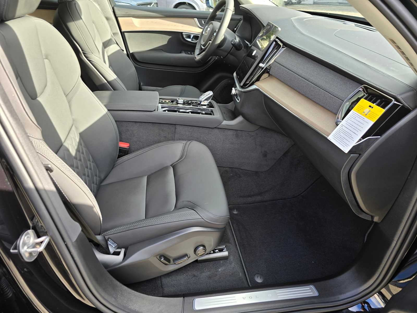 2026 Volvo XC90 Core