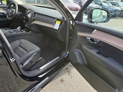 2026 Volvo XC90 Core