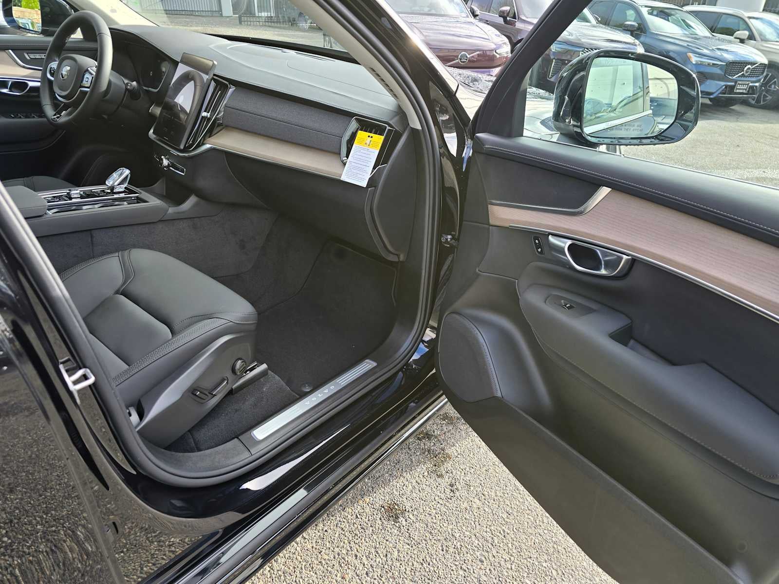 2026 Volvo XC90 Core