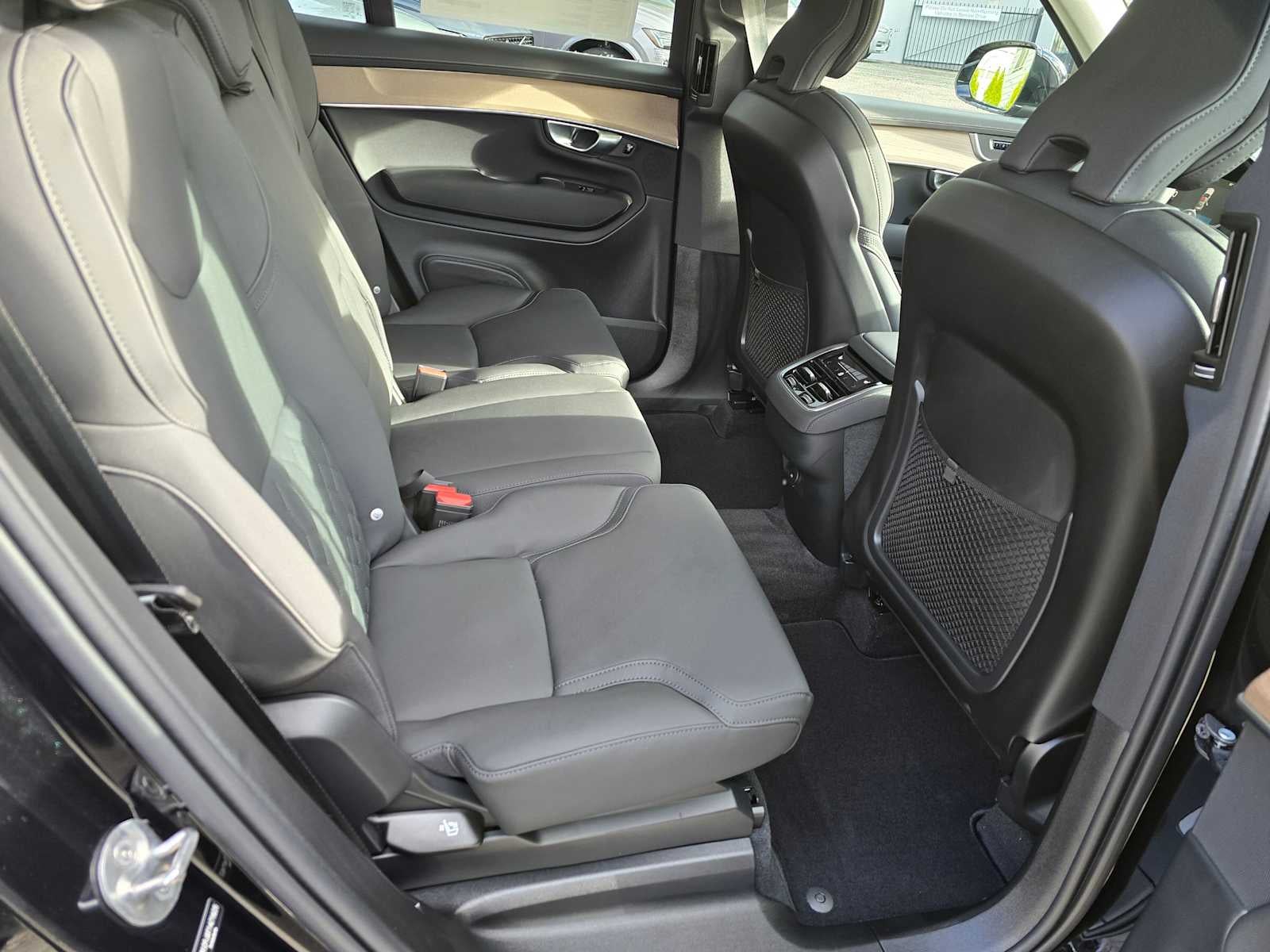 2026 Volvo XC90 Core