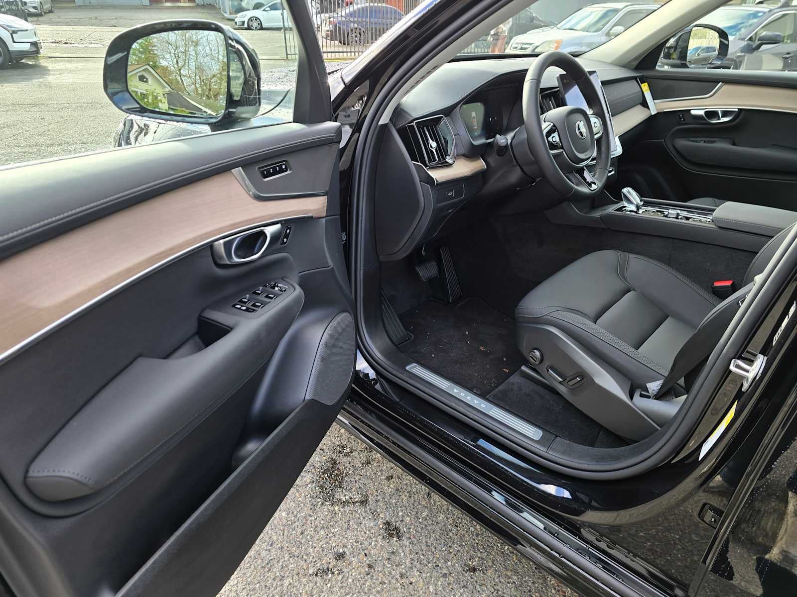 2026 Volvo XC90 Core