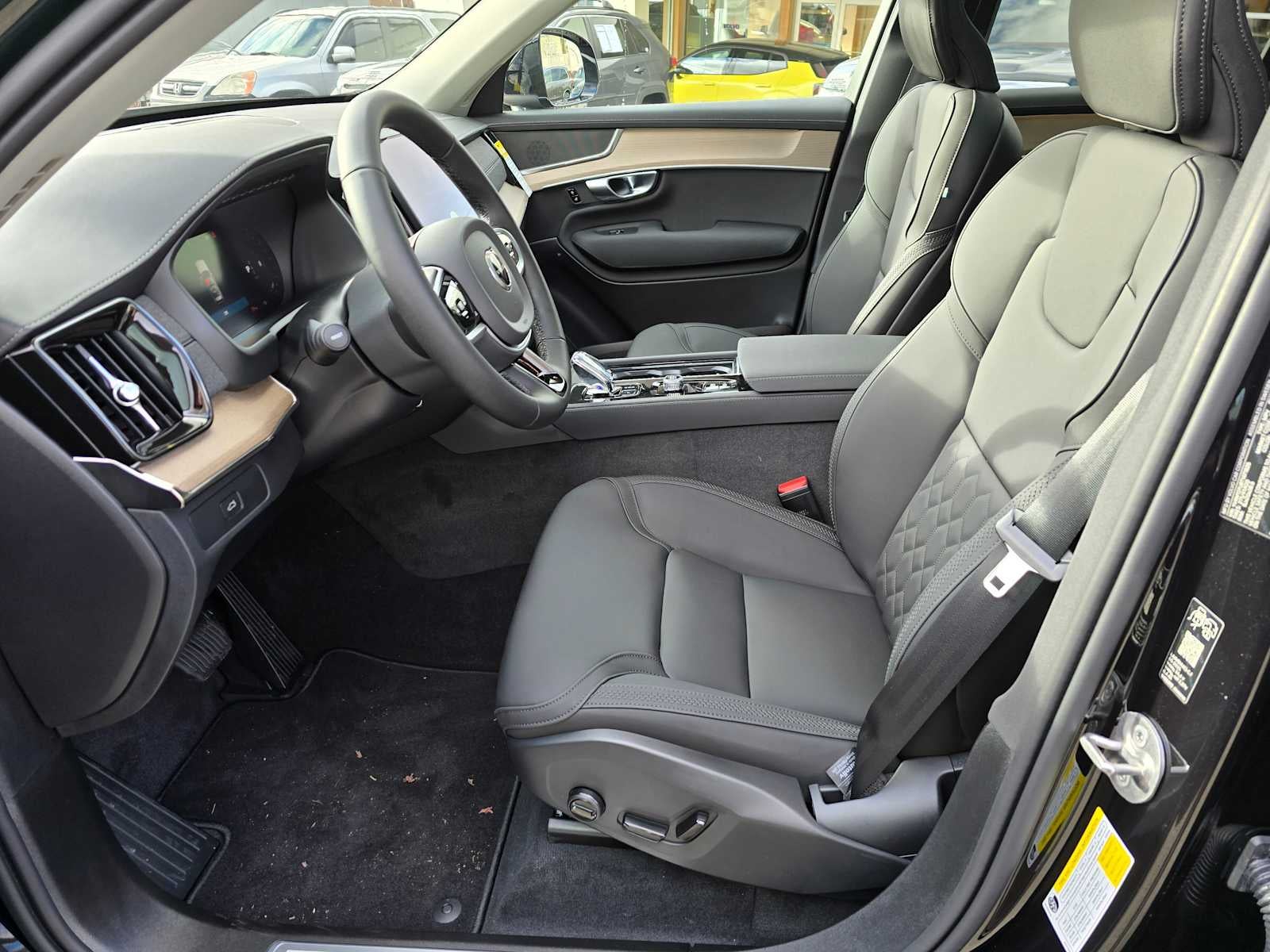 2026 Volvo XC90 Core