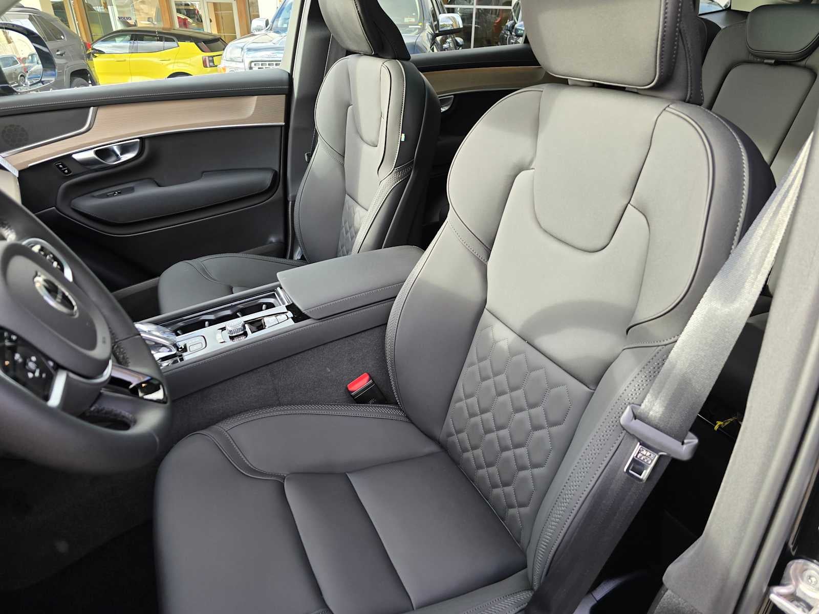 2026 Volvo XC90 Core