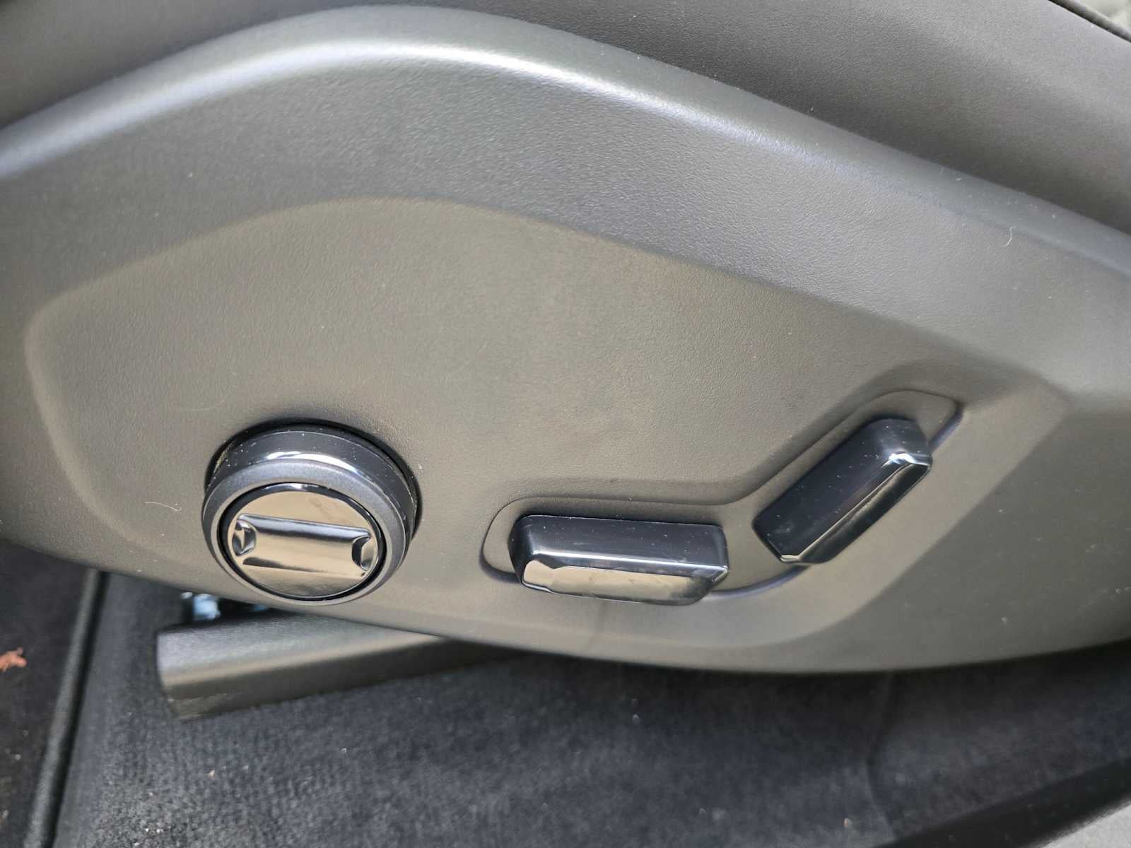 2026 Volvo XC90 Core