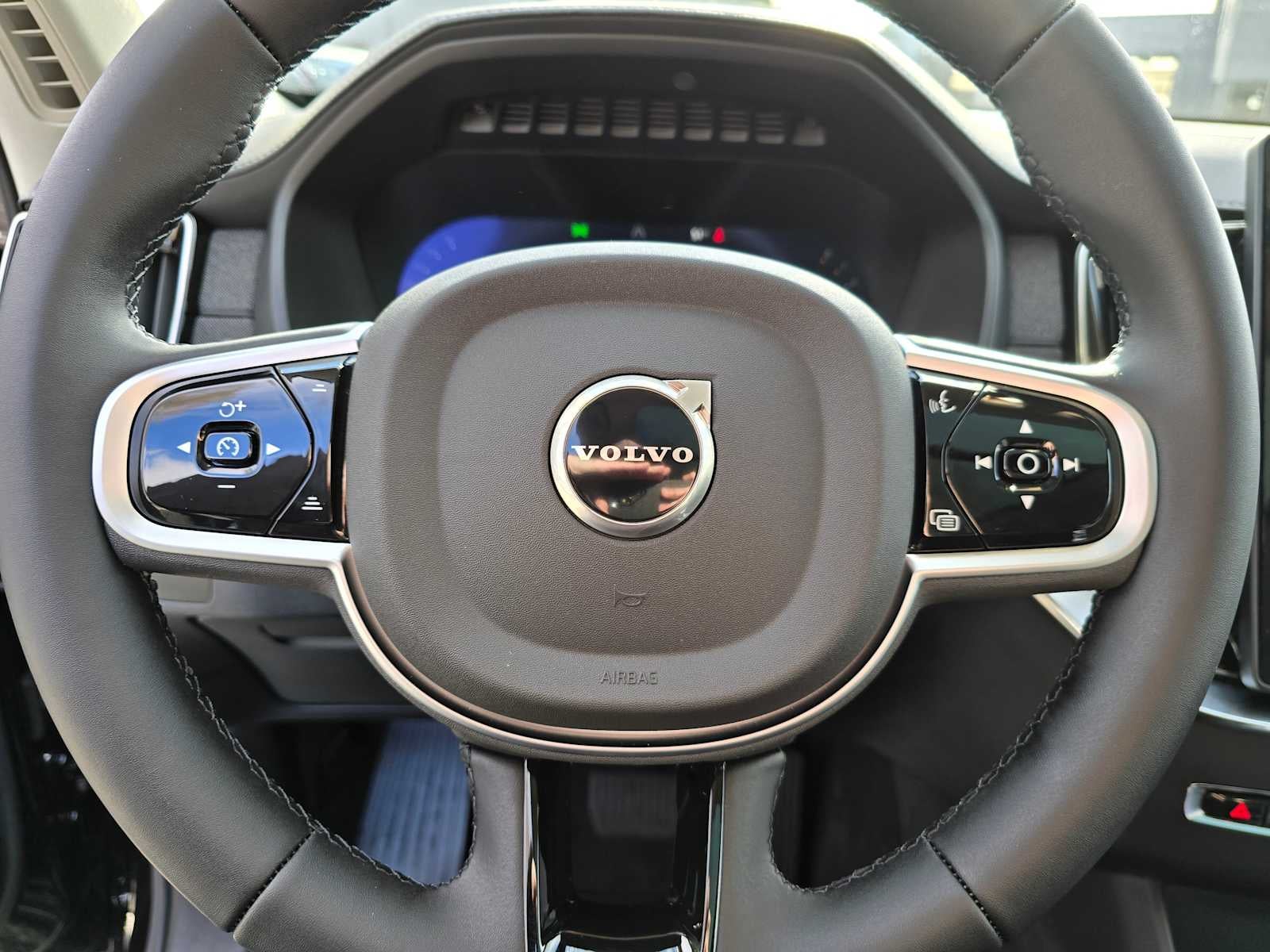 2026 Volvo XC90 Core