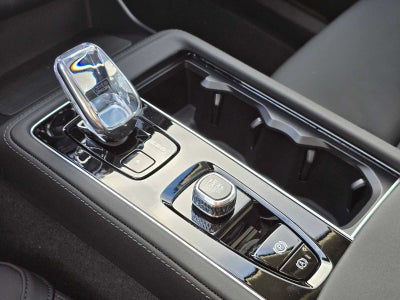 2026 Volvo XC90 Core