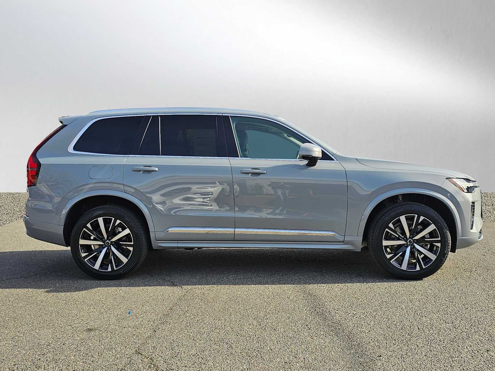 2026 Volvo XC90 Core