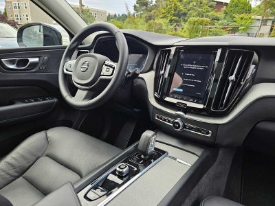 2025 Volvo XC60 Plus
