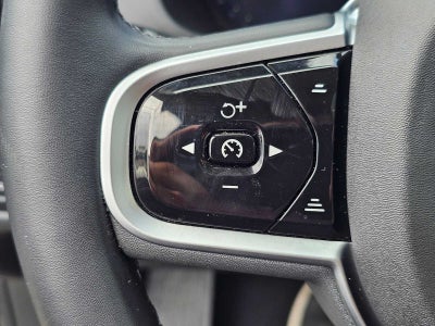 2025 Volvo XC60 Plus