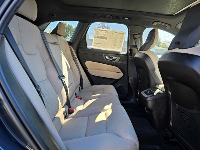 2026 Volvo XC60 Plus