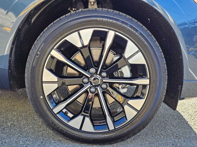 2026 Volvo XC60 Plus