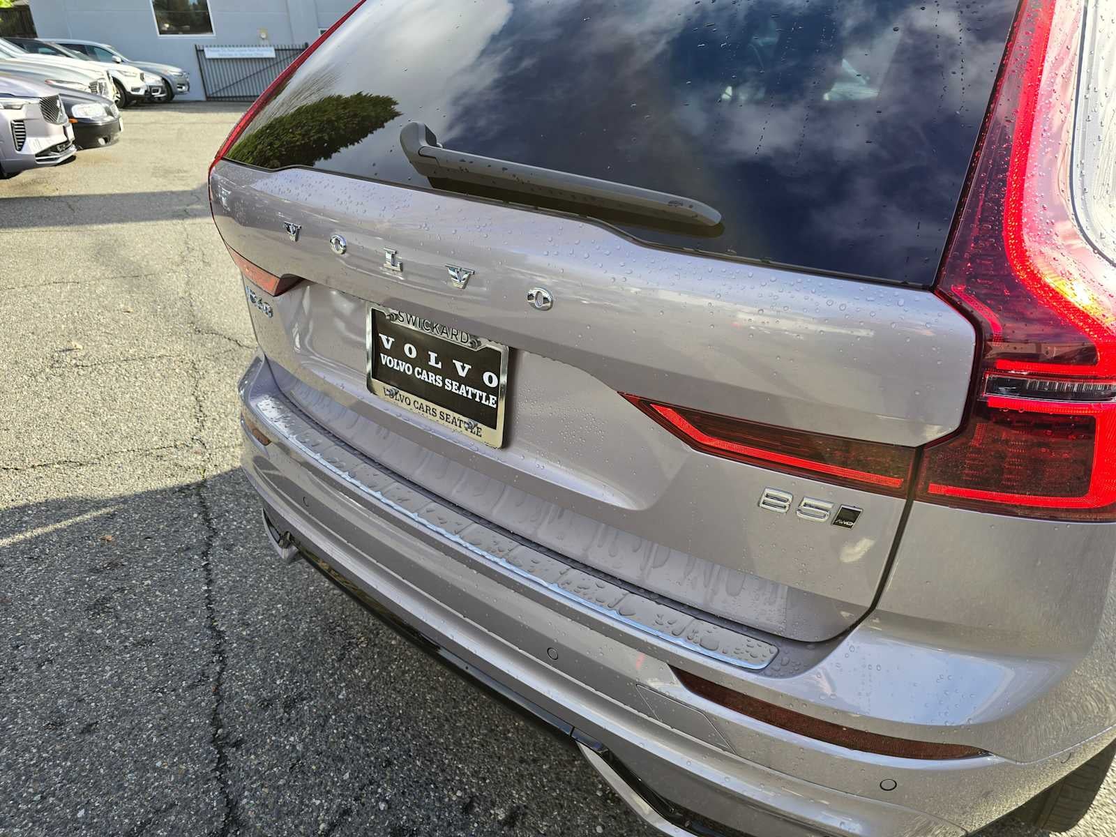 2026 Volvo XC60 Plus