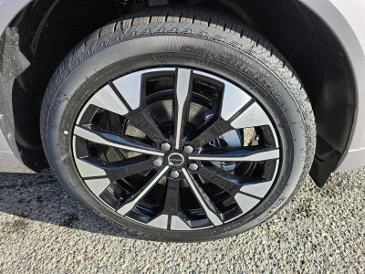 2026 Volvo XC60 Plus