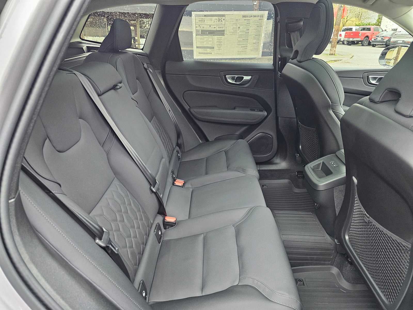 2026 Volvo XC60 Plus