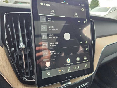 2026 Volvo XC60 Plus