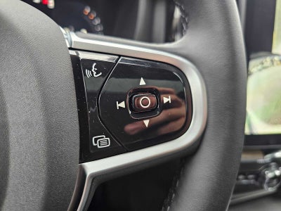 2026 Volvo XC60 Plus