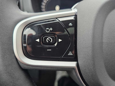 2026 Volvo XC60 Plus