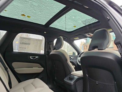 2026 Volvo XC60 Plus