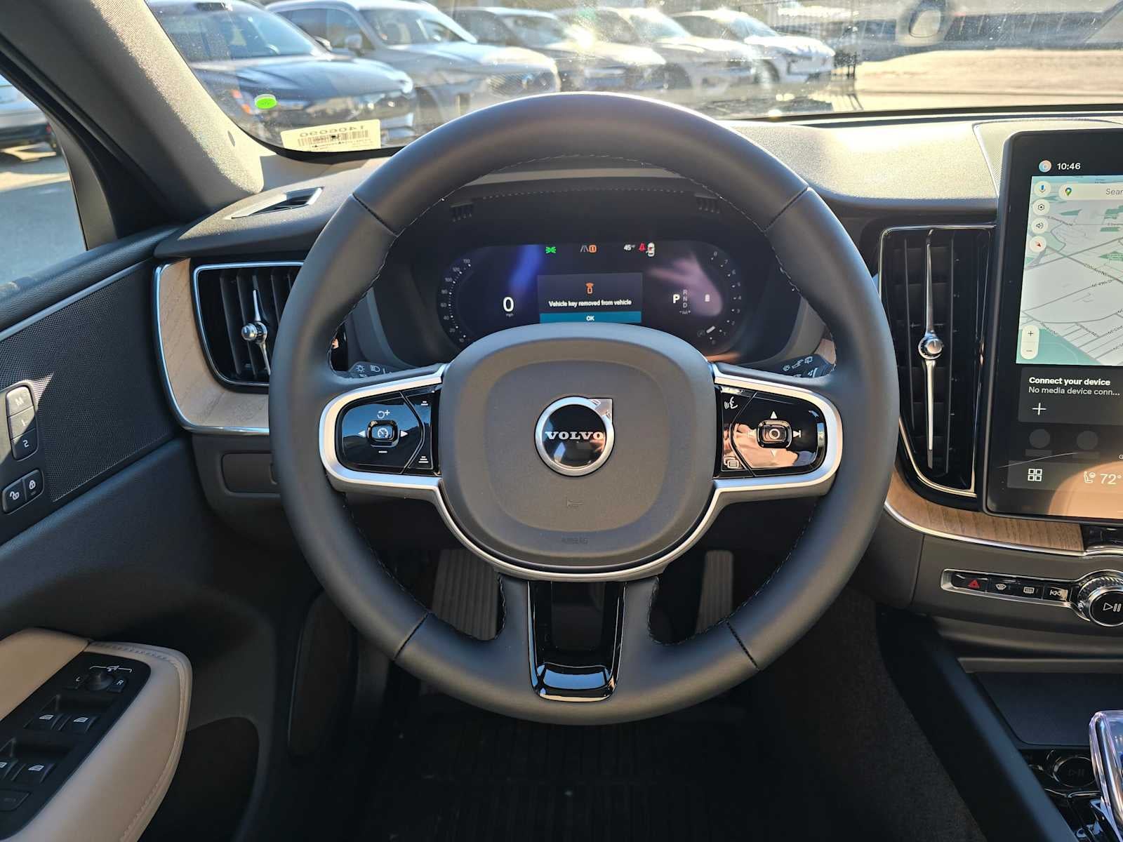 2026 Volvo XC60 Plus