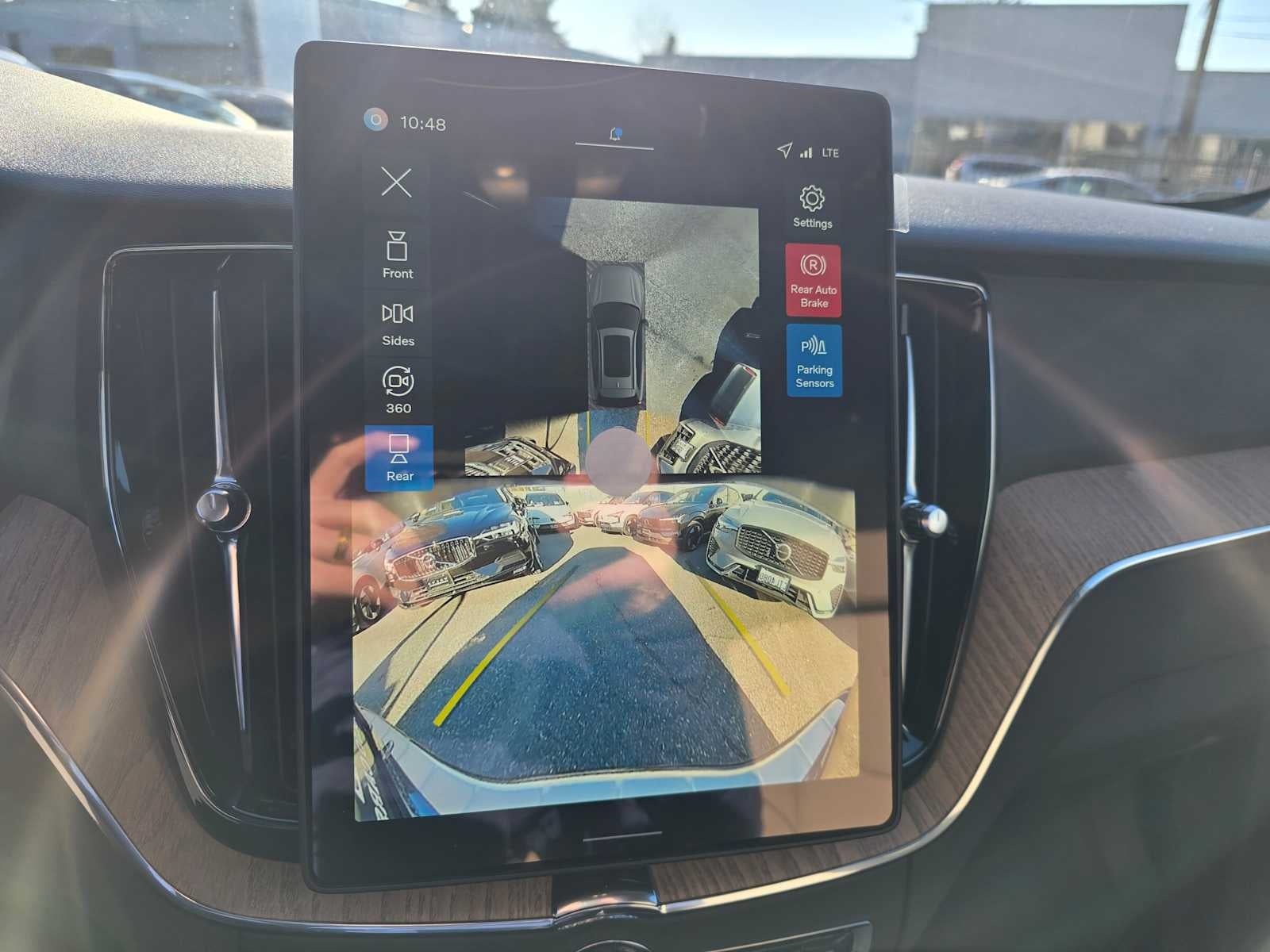 2026 Volvo XC60 Plus